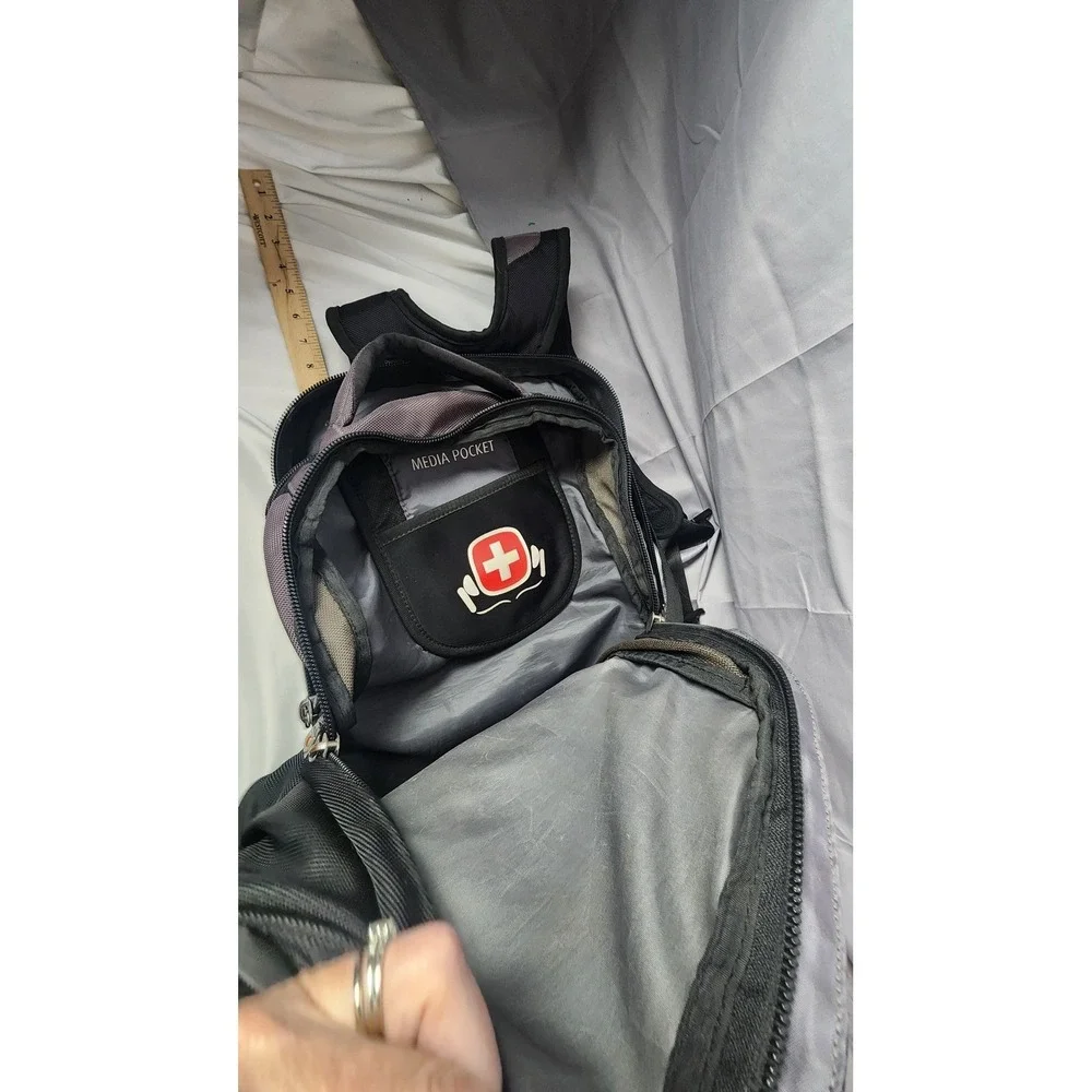 SwissGear Airflow Laptop Backpack Black Grey Multi Pocket Tech Travel Bag
